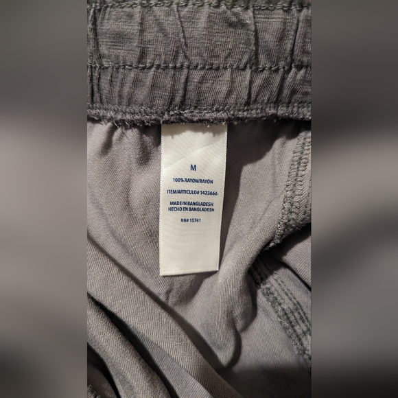 EUC Splendid grey black 100% rayon oversized cargo pockets elastic drawstring - Picture 5 of 8